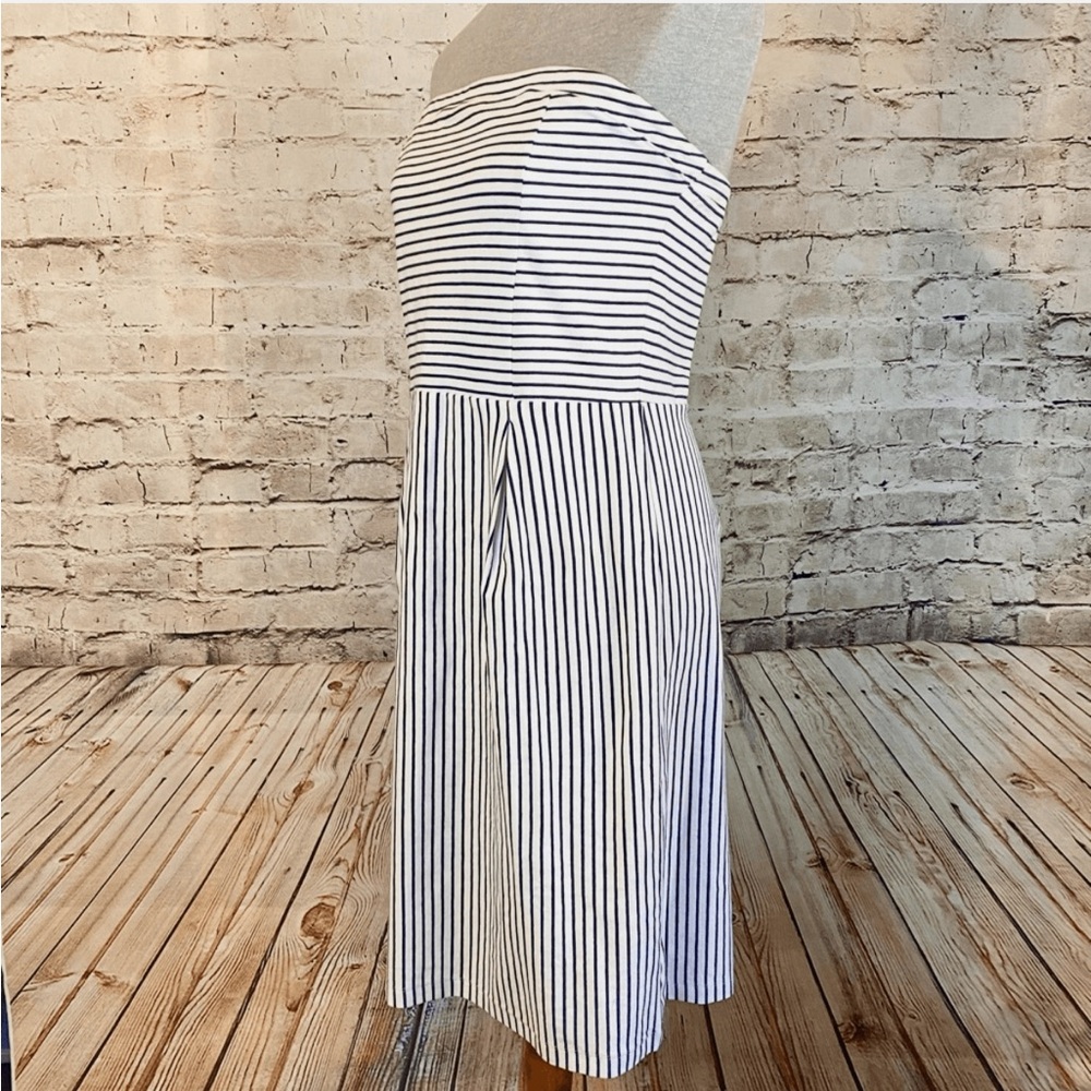 Old Navy Navy and white Striped Dress - Picture 4 of 8